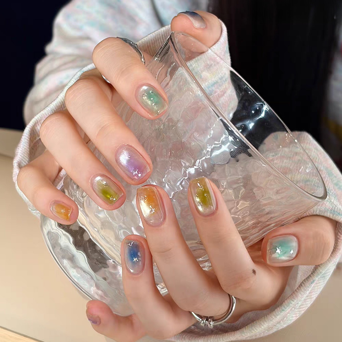 طلاء أظافر جل زجاجي شفاف من شا - مراجعة Nail Art Rainbow وسعره